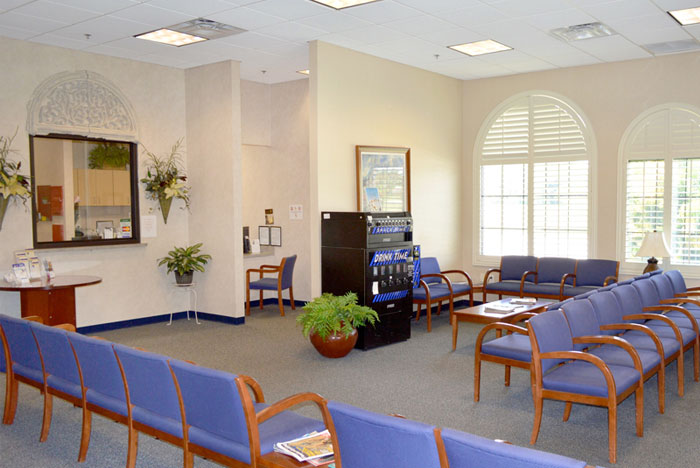 patient reception waiting room day surgery center winter haven fl